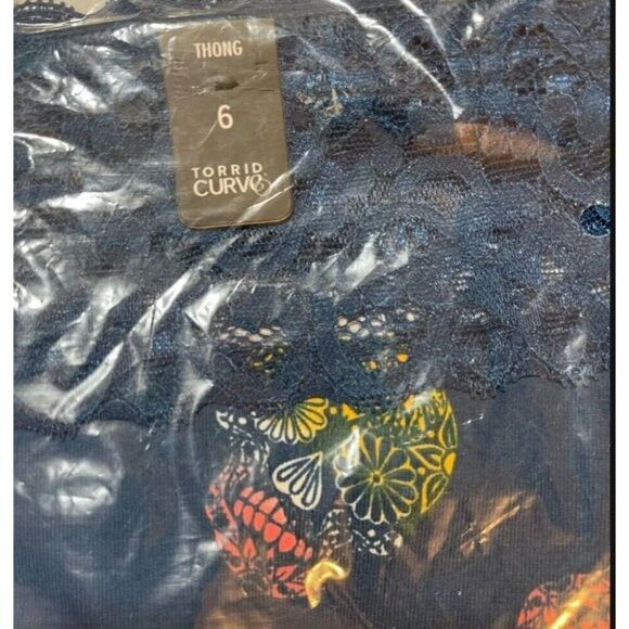Torrid Plus 6 Teal Blue Calaveras Skull Print Wide Lace Waistband Thong Panties - Picture 6 of 6